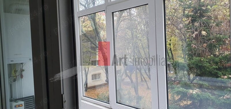 Vanzare apartament 3 camere 2 bai cu centrala Brancoveanu - Covasna