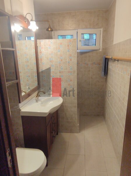 Brancoveanu - Covasna Vanzare apartament 3 camere 2 bai cu centrala